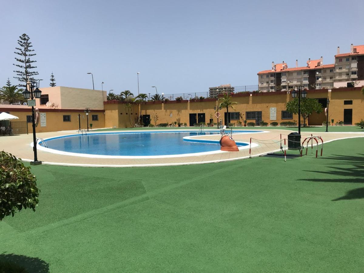Apt Los Cristianos Beach 1 Exterior photo